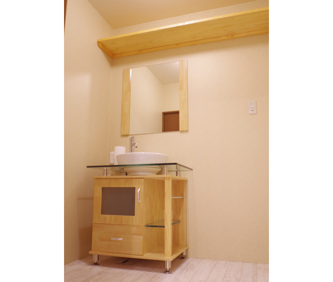 強化ガラス製洗面台